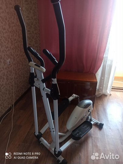 Тренажер орбитрек