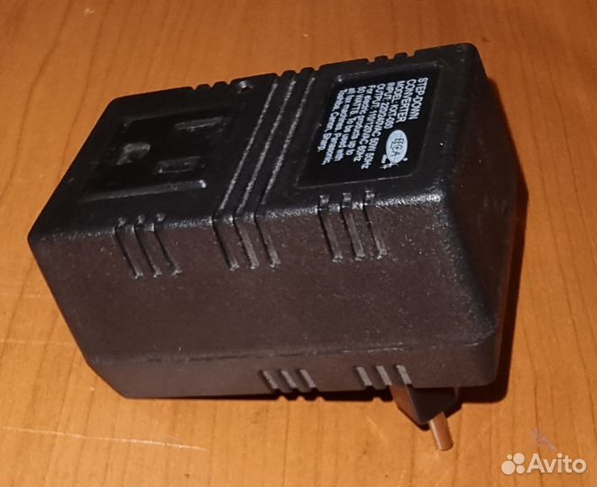 Адаптер 220 вольт на 110 вольт