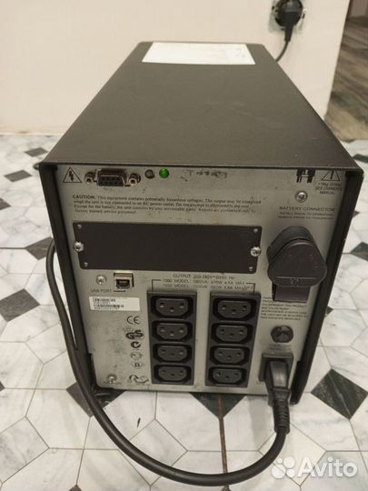 Ибп APC SMART ups 1000 (новые АКБ)