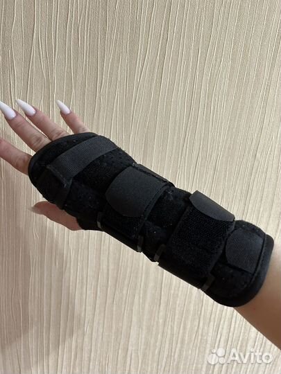 Лангетка на руку