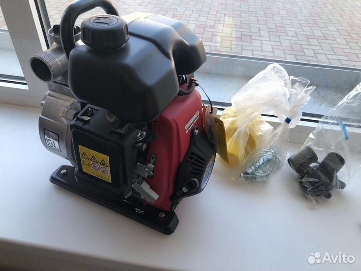 Мотопомпа бензиновая Honda WX 15