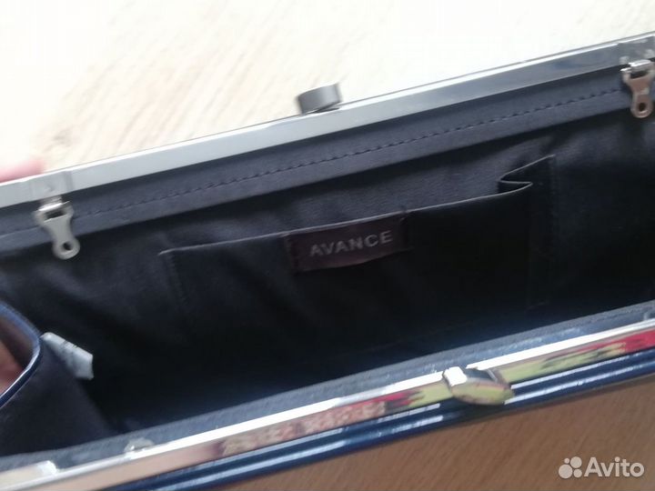 Стильный плоский клатч бренда Avance, эко-кожа лак