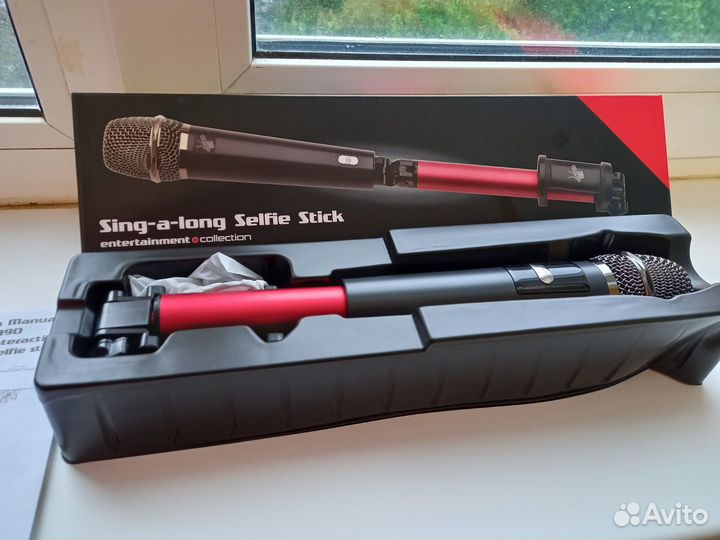 Селфи палка с микрофоном