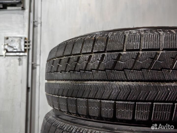 Bridgestone Blizzak VRX 205/60 R16 92S