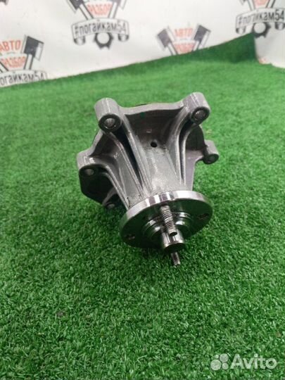 Помпа водяная Toyota Land Cruiser FZJ80 1fzfe