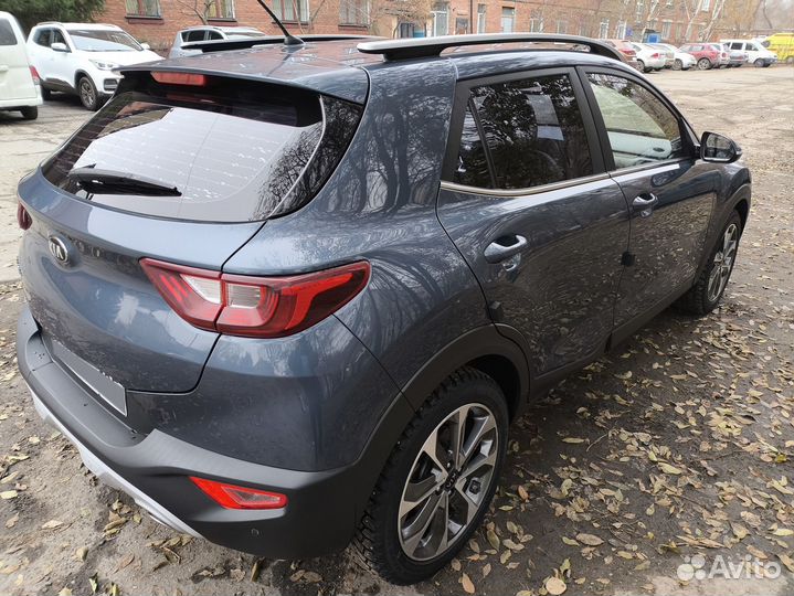 Kia Stonic 1.4 AT, 2018, 100 000 км