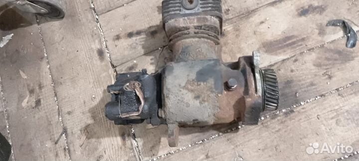 Копресор воздушный бу ман 8-163 дв. D 0824