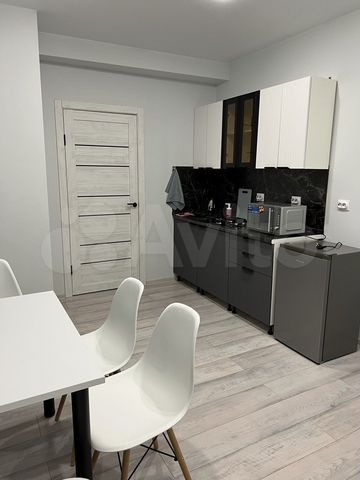 2-к. квартира, 60 м², 2/2 эт.