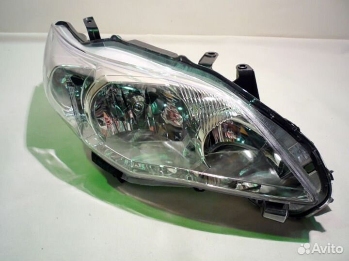 Фара передняя правая Тойота Королла 150 е150 E150