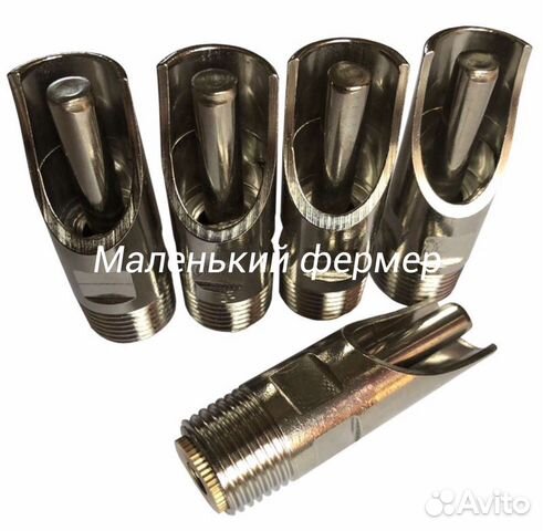 Поилка ниппельная для поросят