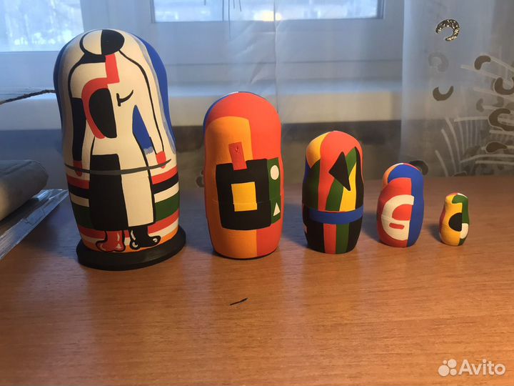 Матрешка Малевич