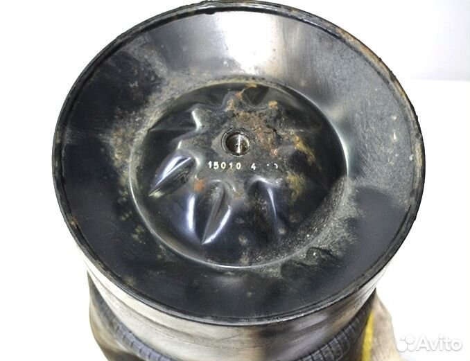 Пневморессора ведущего моста, левая mercedes-benz