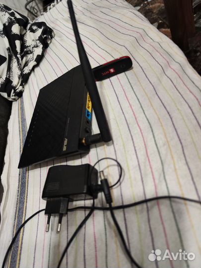 Роутер Asus RT-N10 USB 3G 4G + модем в подарок