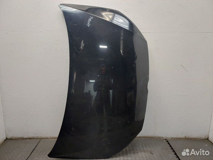 Капот Volkswagen Touran, 2012