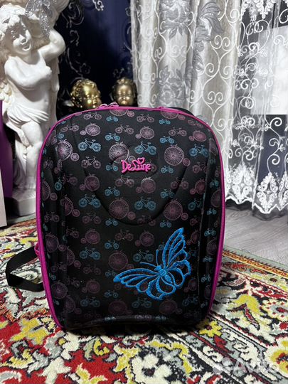 Школьный рюкзак