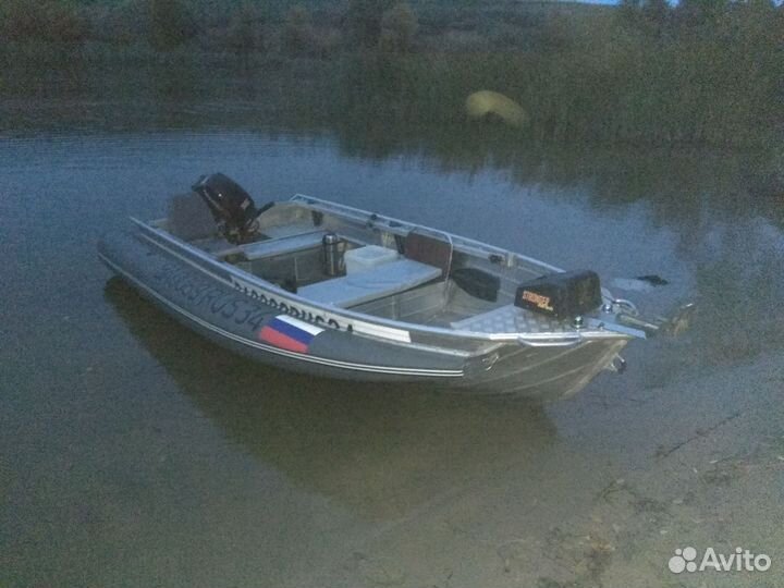 Продаю лодку ALL 377