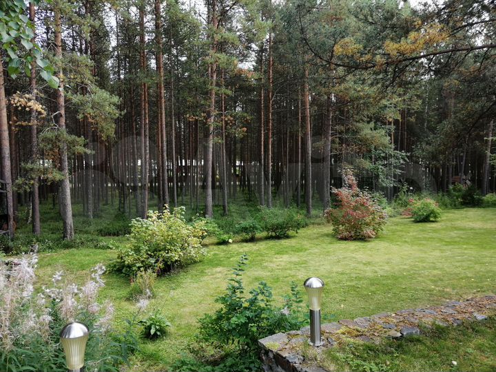 Дом 600 м² на участке 40 сот.