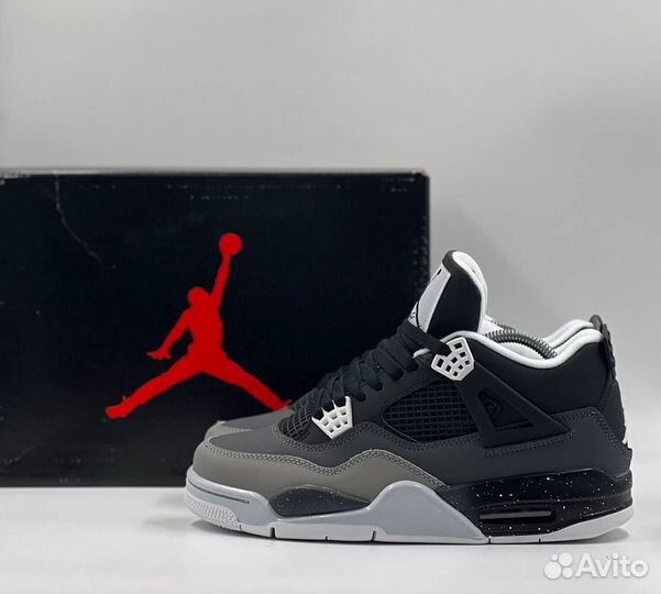 Кроссовки Nike Air Jordan 4 Retro