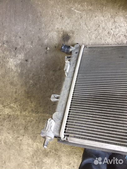 Радиатор кондиционера - охлаждения kia rio