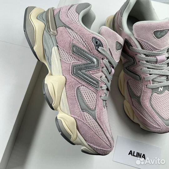 Кроссовки женские New Balance 9060 розовые