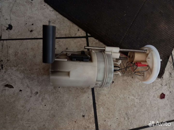 Насос топливный BMW X5 E70