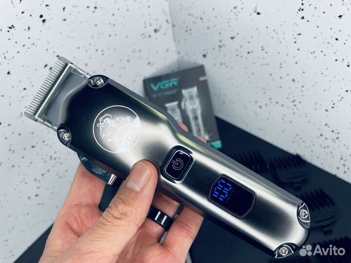 Машинка и триммер для стрижки волос vgr 675