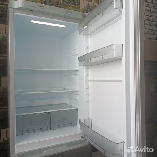 Холодильник двухкамерный pozis