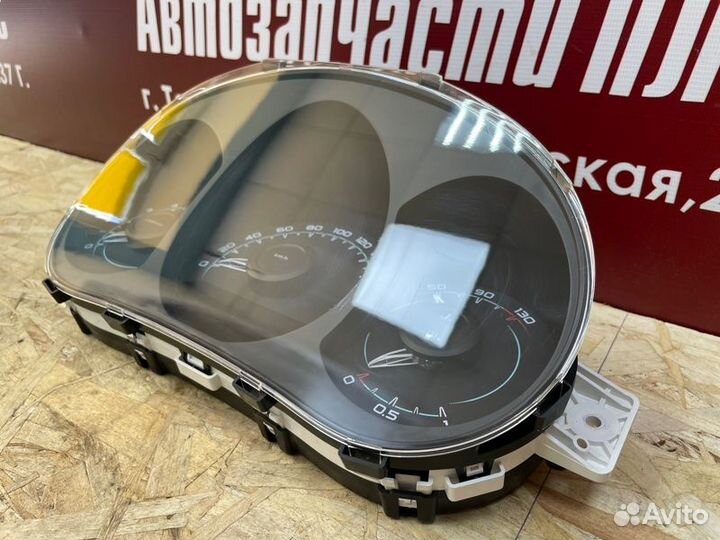 Щиток приборов LADA Vesta