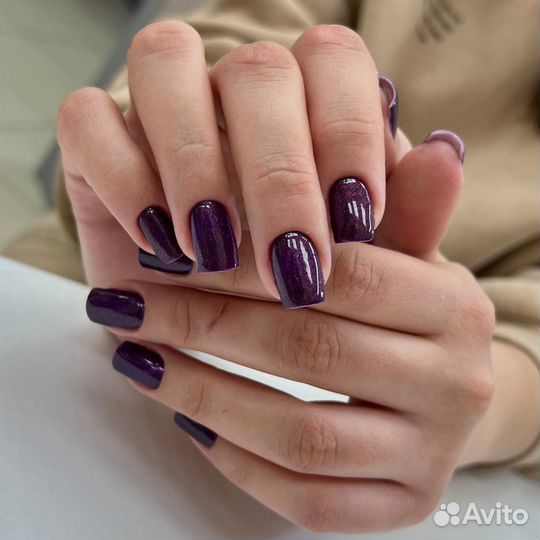 Модель на маникюр и педикюр