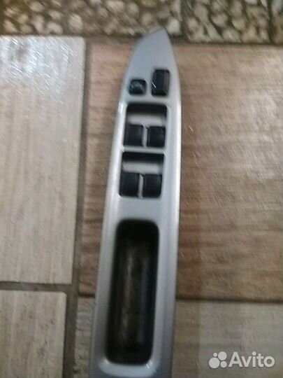 Блок управления стеклоподъемниками mark110