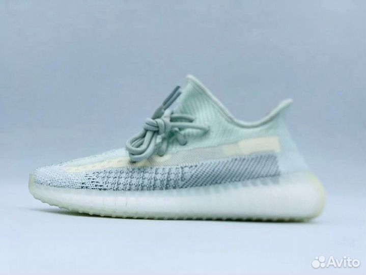 Кроссовки Adidas Yeezy Boost 350 бело-голубые р41