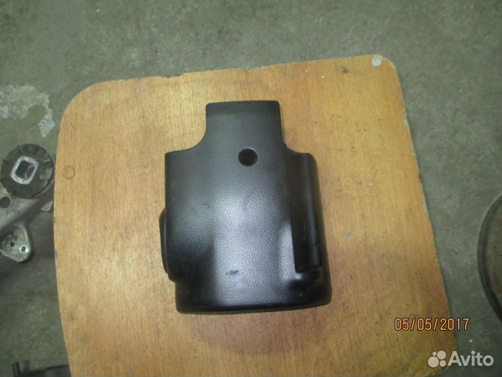 Кожух рулевой колонки нижний Suzuki Aerio Аэрио