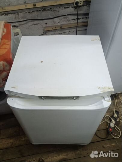 Продам морозильник