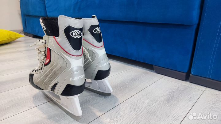 Коньки хоккейные 42 размер