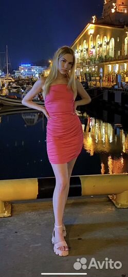 Платье со сборкой