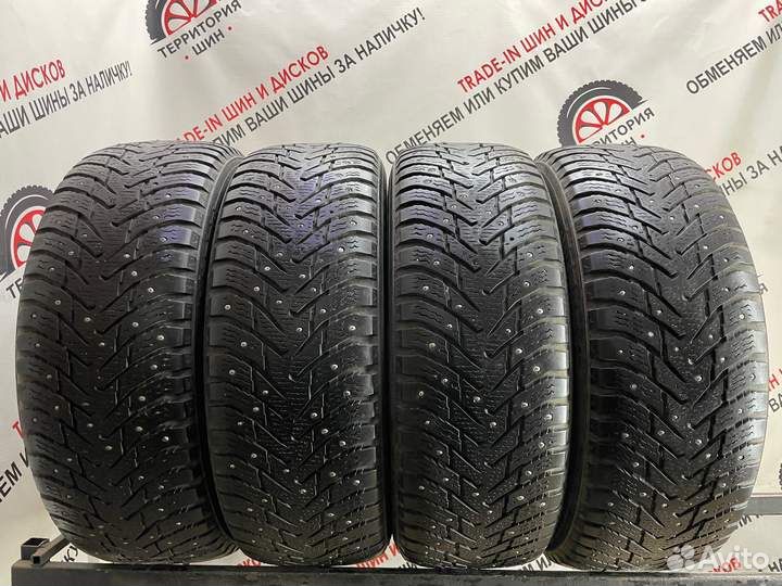 Nokian Tyres Hakkapeliitta 8 215/65 R16 102T