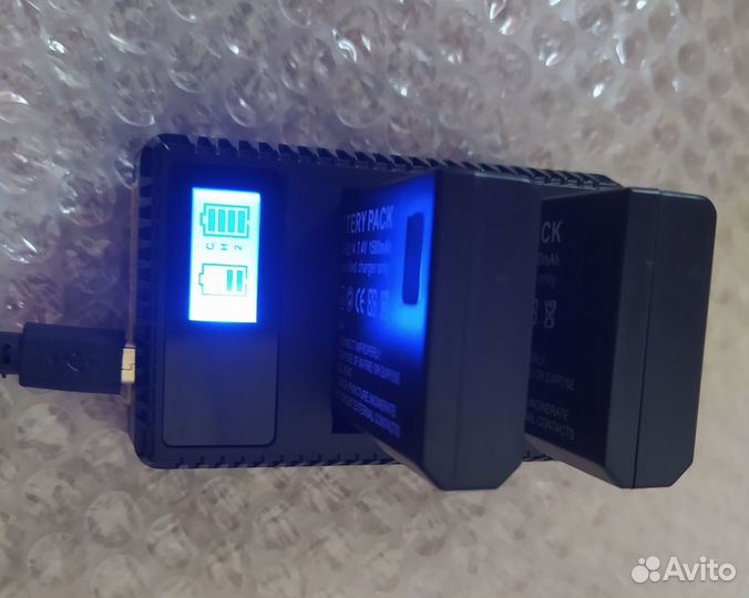 Зарядное устройство С индикацией И 2 аккумулятора