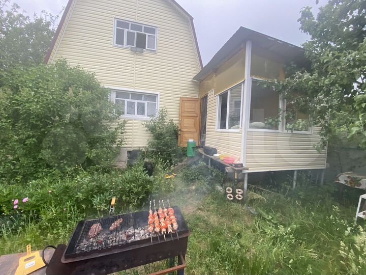 Дача 100 м² на участке 10 сот.