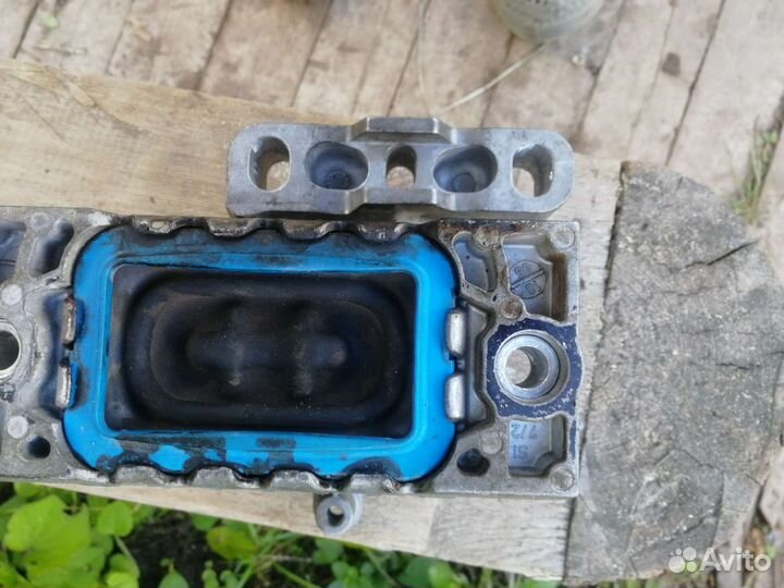 Подушка двигателя volkswagen