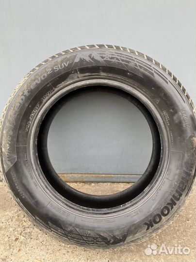 Hankook Winter I'Cept Evo2 W320A SUV 225/65 R17