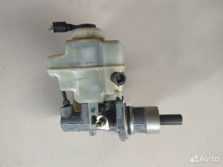 Цилиндр тормозной главный на бмв 5 Е39