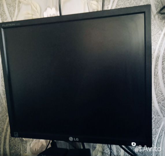 Монитор lg flatron 19