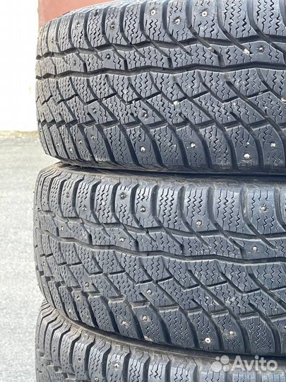 Viatti Bosco Nordico V-523 215/70 R16 100T