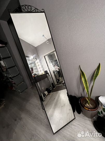 Зеркало напольное