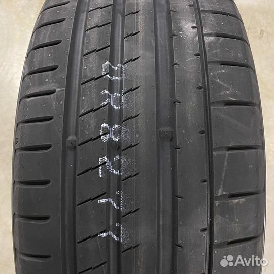 Yokohama Advan Sport V107 295/35 R22 108Y