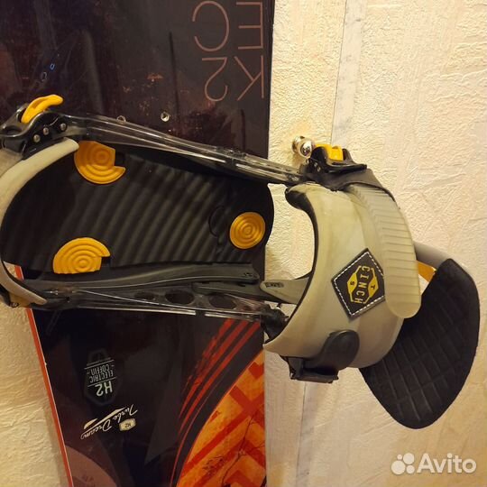 Сноуборд / крепления / ботинки / комплект