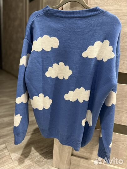 Свитер женский