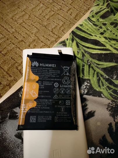 Акб на honor View 20