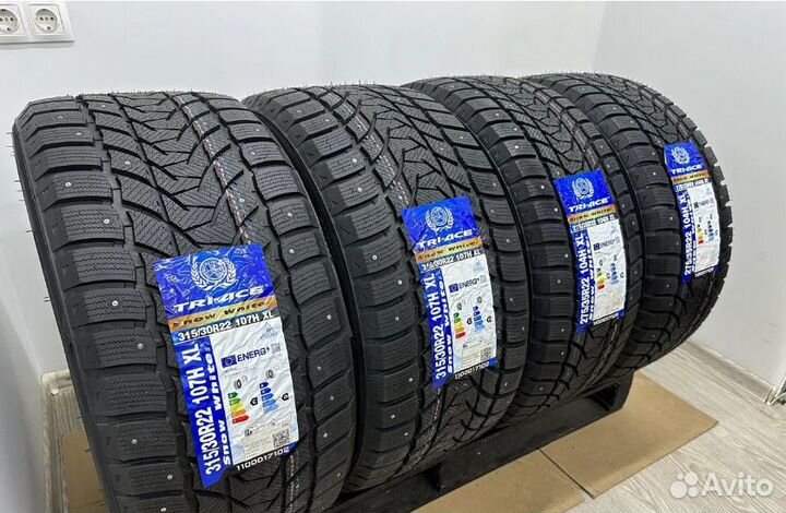 Tri Ace Snow White II Stud 275/35 R22 и 315/30 R22 112V
