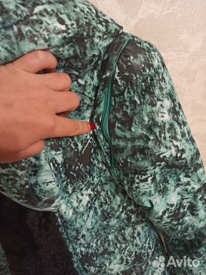Пуховик женский 42 44